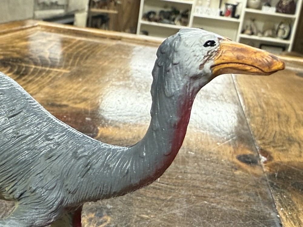 Schleich like Gallimimus dinosaur model