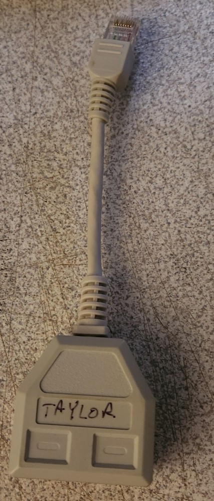 T-ADAPTER MAU01 Ethernet (RJ-45) PLUG  1 JACK - 2 JACK