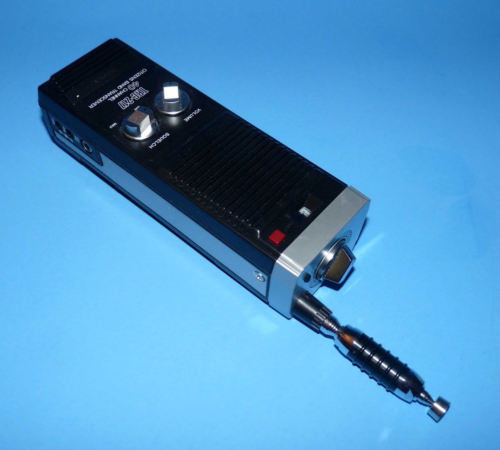Realistic TRC-217 CB Transceiver Stranger Things Read Description