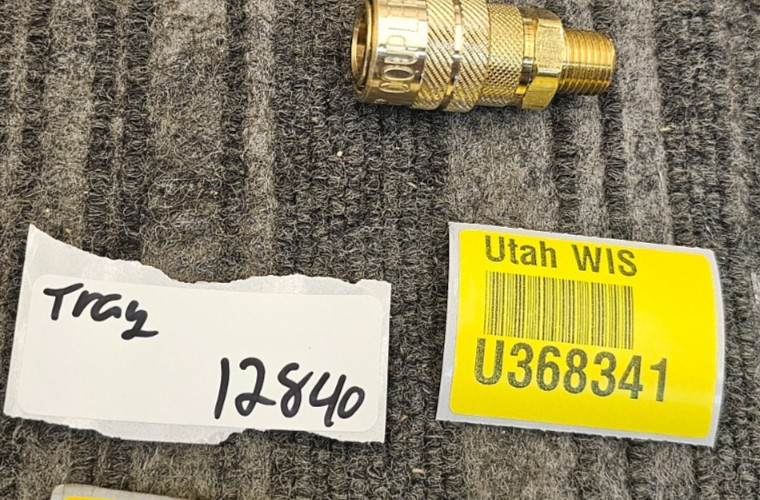 (QTY 2) Milton M Style Coupler, Kwik Change, 2 in. Overall Length