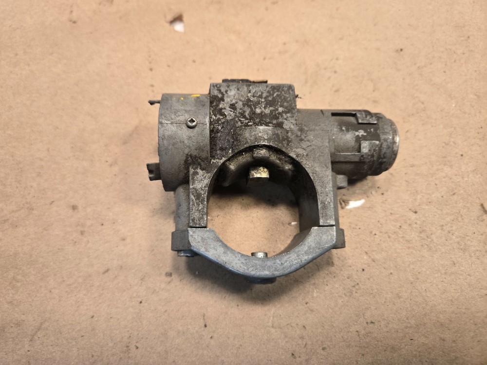 MG MGB Midget Column Lock 18G8905