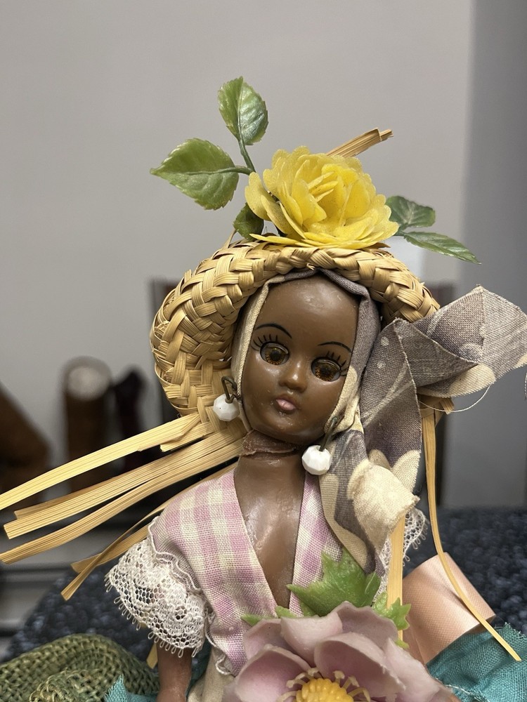 2 Pears craft dolls. Sleeping Eyes Dolls.