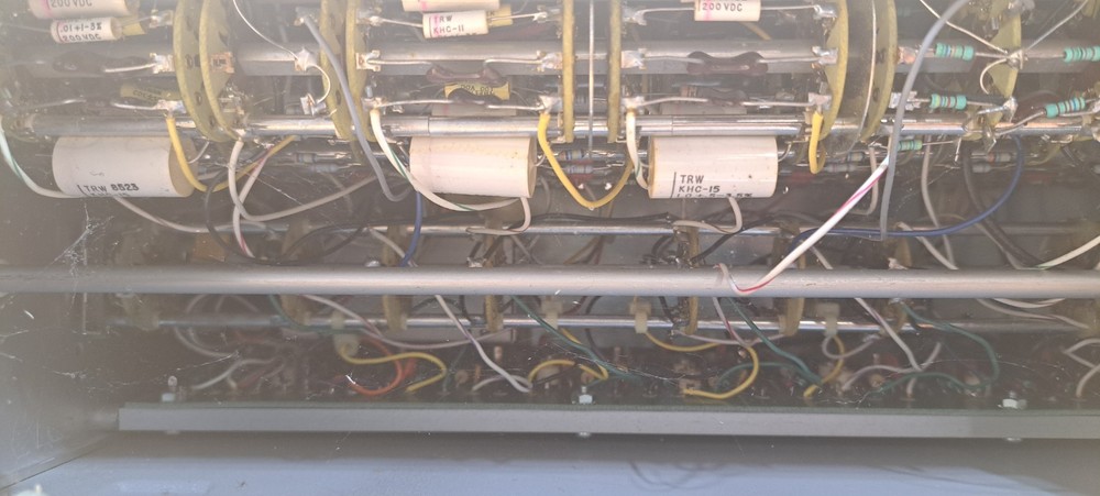 Krohn-Hite model 3343 Dual Channel, Solid State Variable Electronic Filter