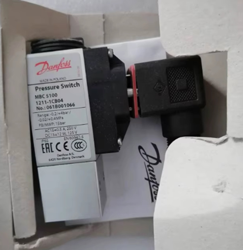 Danfoss MBC5100 061B001066 sensor