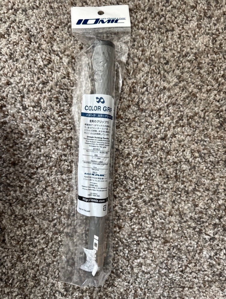 Iomic Square Grip Sticky 2.3 (Grey) Swing Grip