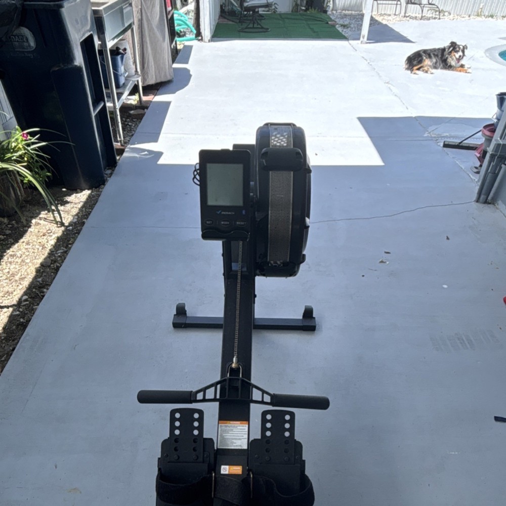 MERACH Air Resistance Rowing Machine Black Adjustable Seat LCD Display