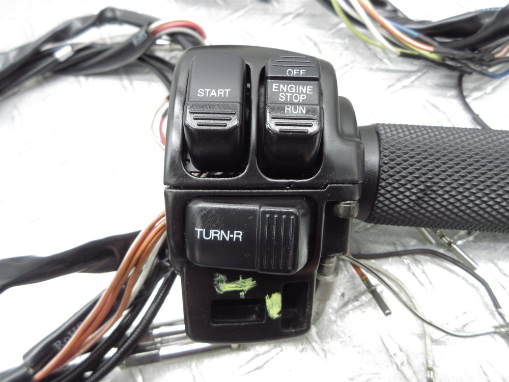 2000 Harley Davidson Road Glide FLTRI Left Right Handle Switch Throttle Control
