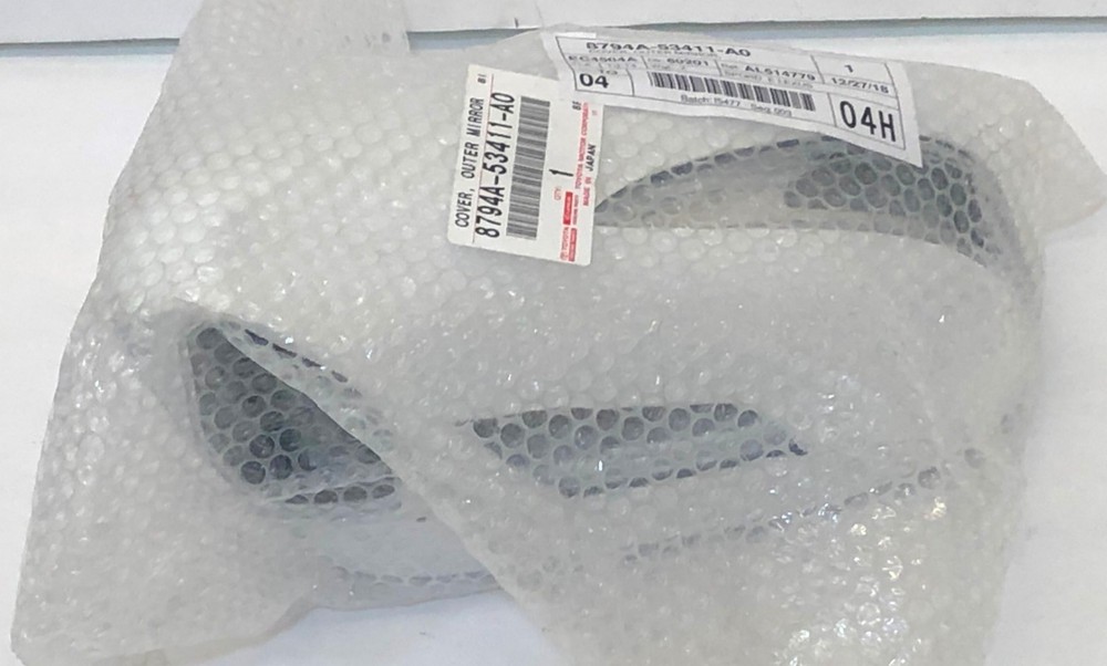 LEXUS OEM DRIVERS SIDE OUTER MIRROR COVER 2009-2013 IS250 IS350 (077 PAINT CODE)