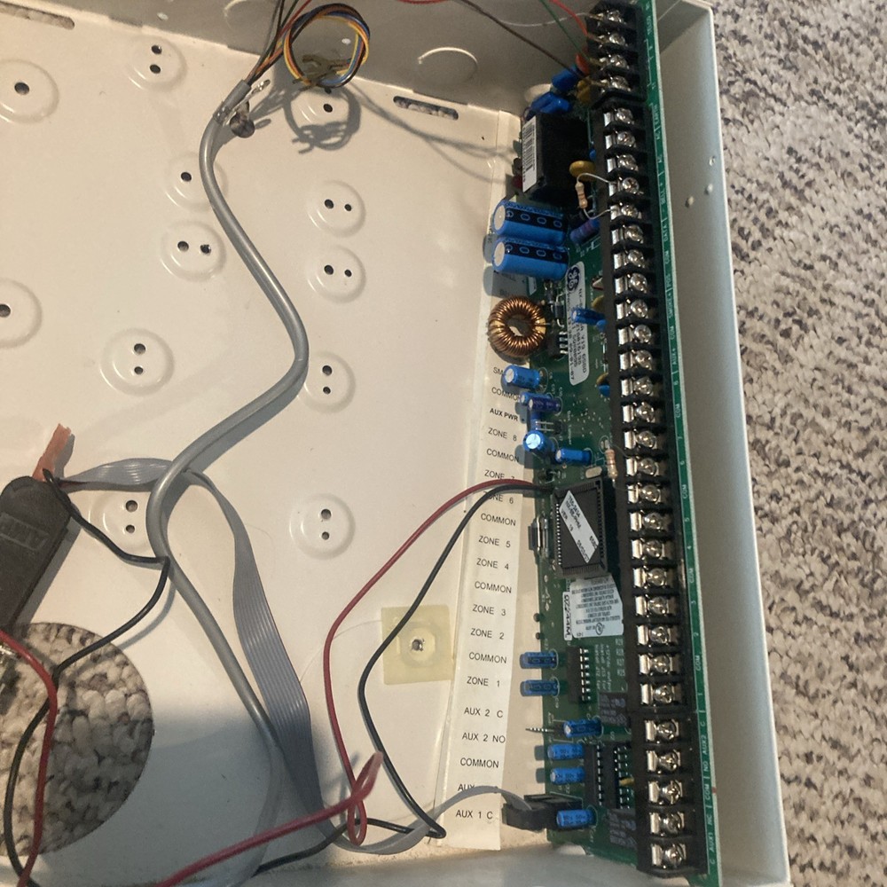 GE Interlogix NetworX NX-8E Panel