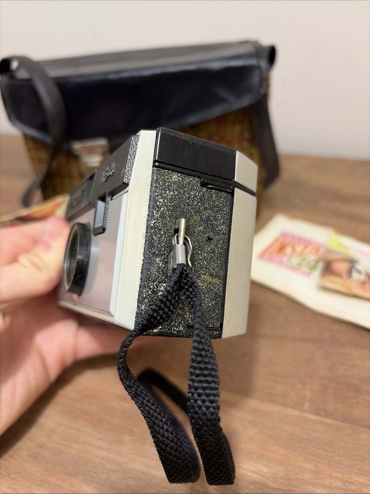 Vintage Kodak Instamatic 134 Camera UNTESTED
