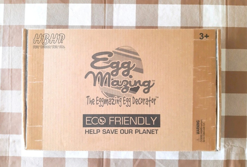 EUC Eggmazing Egg Decorating Kit Easter Egg Spinner and 8 Safe Non-Toxic Markers