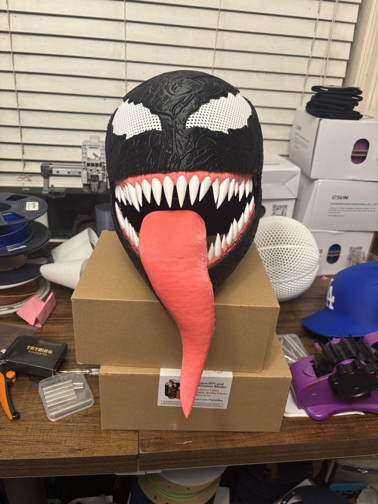Venom Mask-3D printed