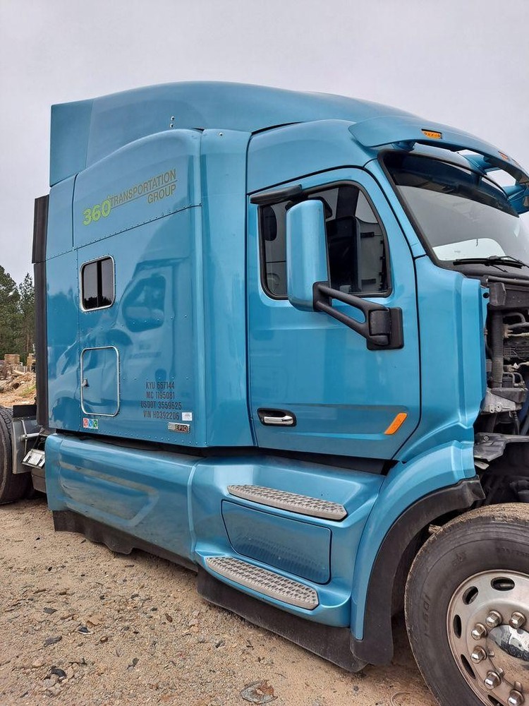 Replaces 2017 PETERBILT 579 CAB ,  GA