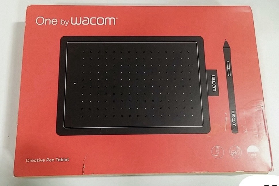 Wacom One by Wacom Creative Graphics Table wioth Pen, Black - CTL472K1A