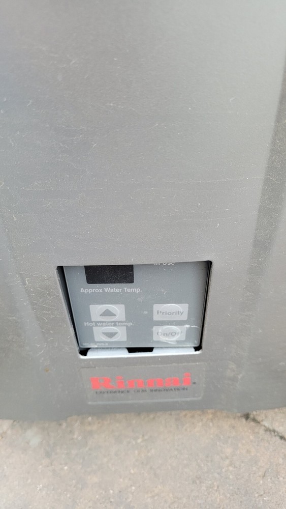 Rinnai RLX94iN Indoor Tankless Water Heater Natural Gas 192K BTU for parts