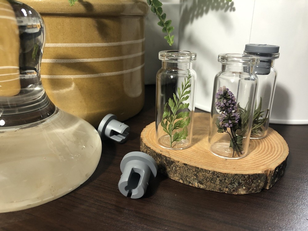 10ml Glass Vials (12 Pack)