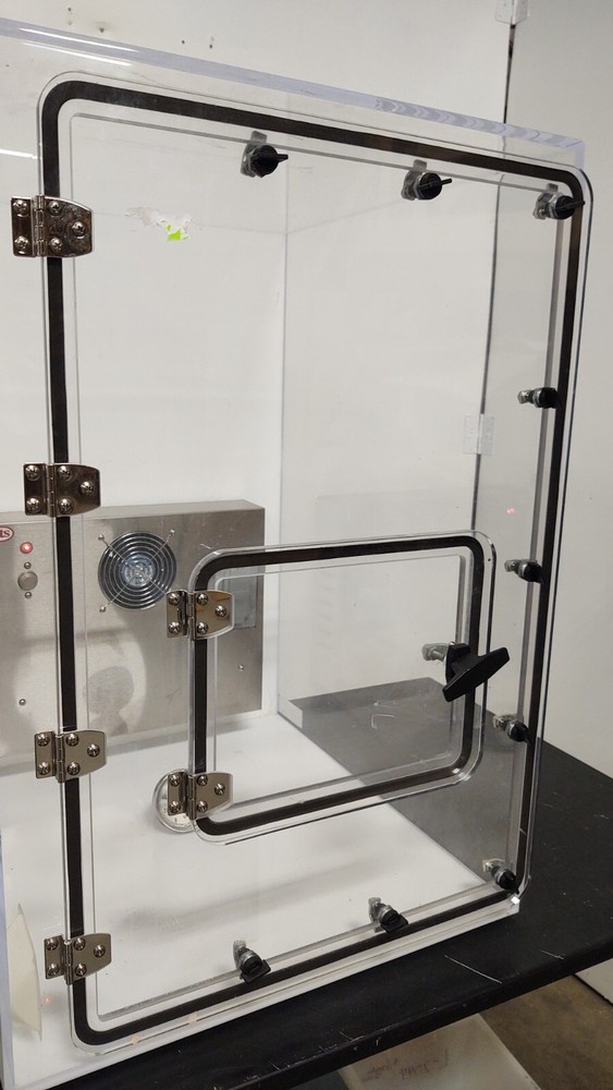 Electro-Tech Systems 5500-8189 Custom Chamber 32x22x24