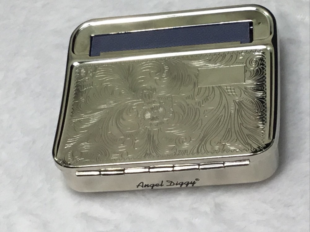 Automatic Silver Rolling Box For Tobacco and Rolling Paper For Perfect Cigarette