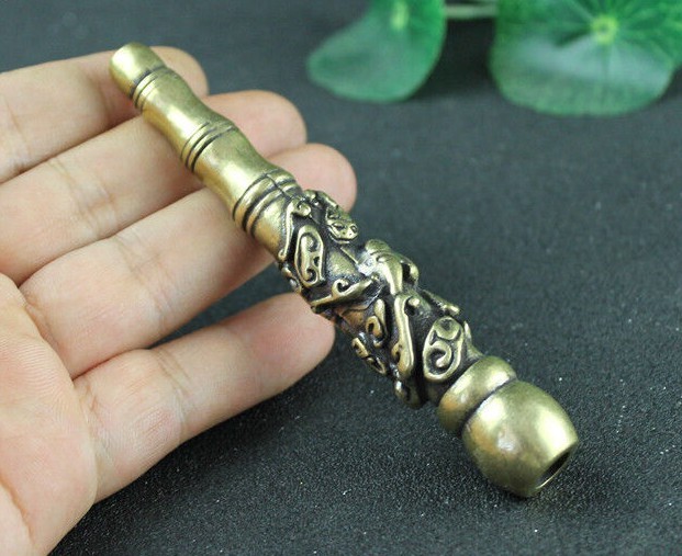 Cat Creature Solid Brass Pipe One-Hitter Tibetan Buddhist Felines Smoking Aid
