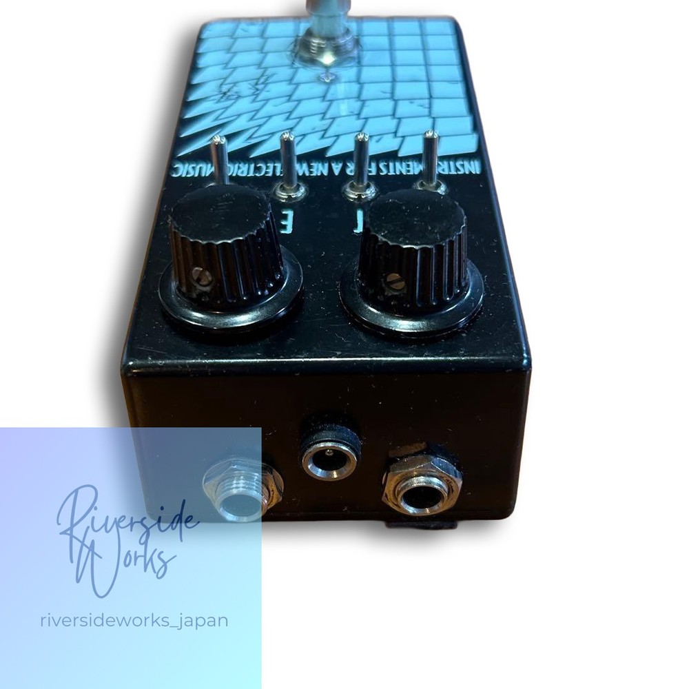 Fuzz Instruments for a New Electric Music