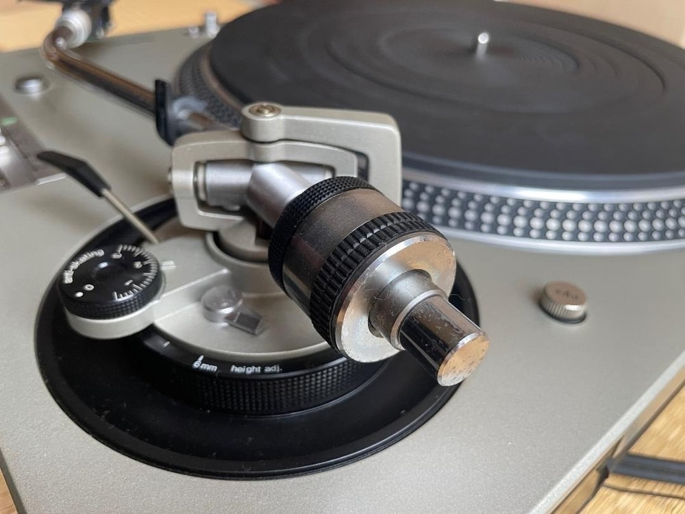 Technics SL-1200MK3D Direct Drive Turntable System Silver DJ Musical Instruments
