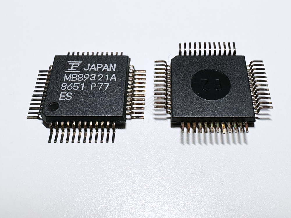 MB89321A Fujitsu CMOS Programmable CRT Controller QFP-48