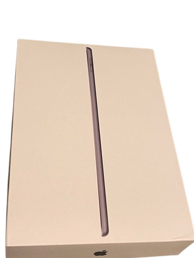 Apple iPad (9th Generation) 64GB -Original Twitter App