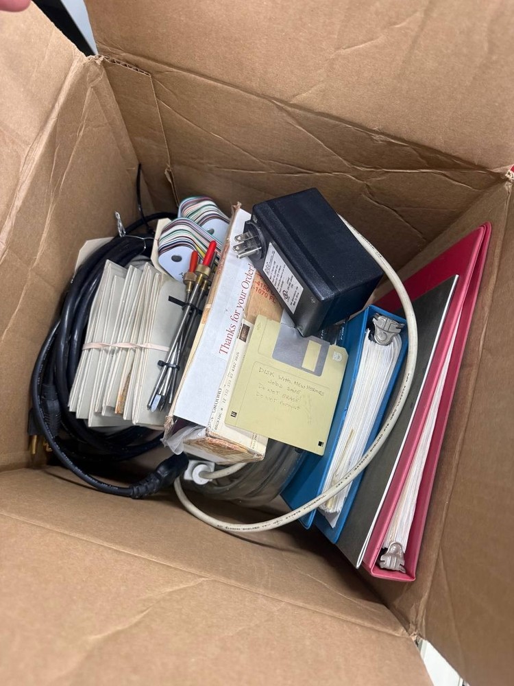 USED Hermes Vanguard 3400 computerized engraving CNC machine with controller