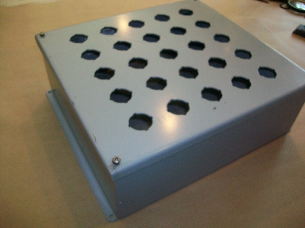 Wiegmann Push Button Enclosure PBXD-25 25 Space NEW