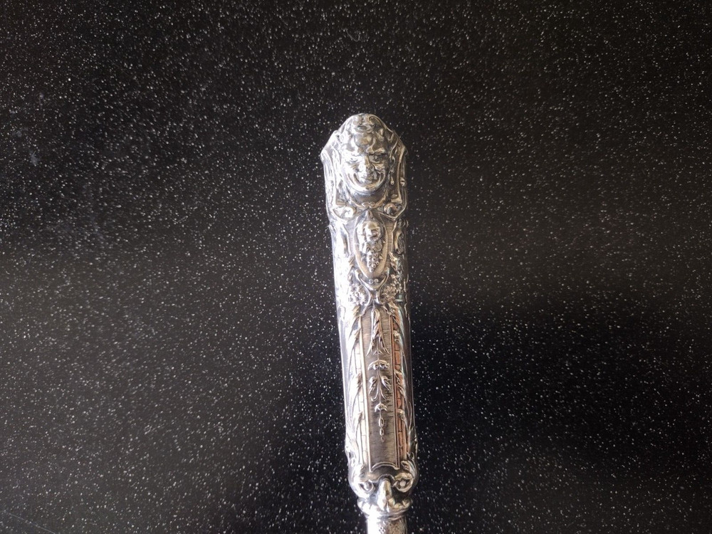 ANTIQUE 1886 REED & BARTON SILVER RENAISSANCE DEVIL'S FACE CRUMB KNIFE BACCHUS