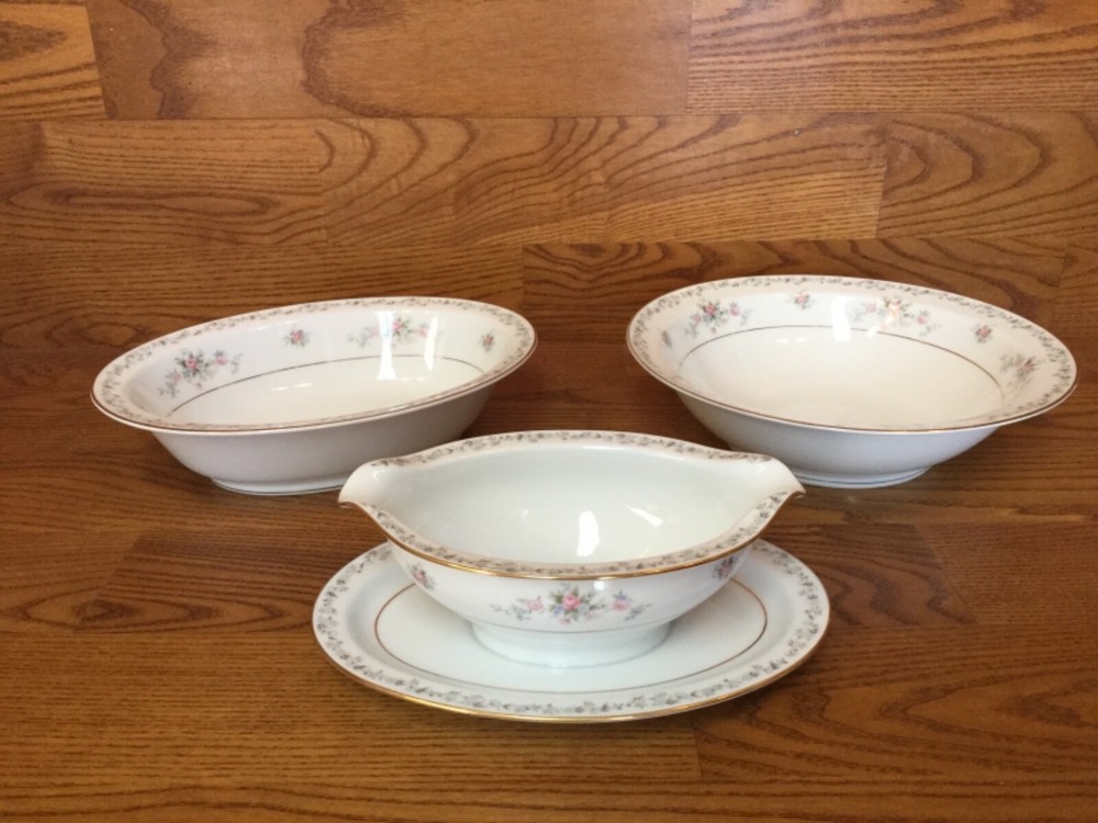 Noritake 6305 Barton Vegetable Serving Bowls (3 Pcs.) - Excellent