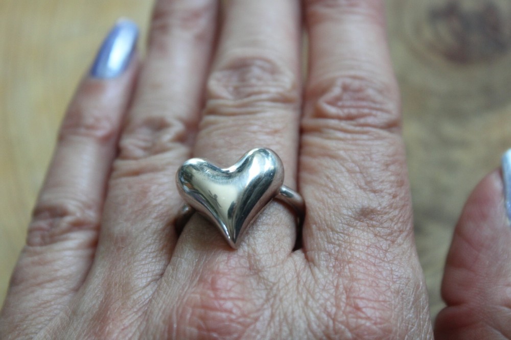 RIM Studio Sterling Silver HEART Ring sz 8