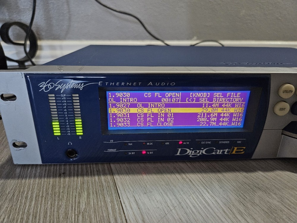 POWERS ON- 360 SYSTEMS DigiCart E E-3000 Ethernet Audio Network Recorder