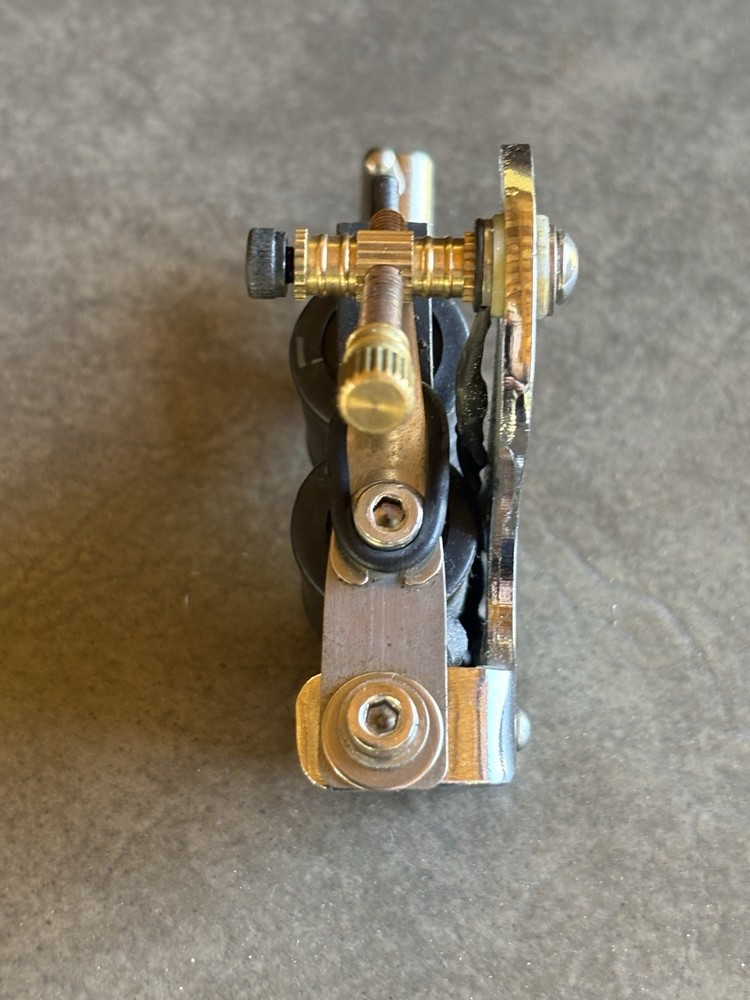 VNTG Style Tattoo Machine Silver