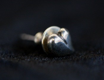 RAT RACE R.L.D. Heart Stud Earring Light Silver (Single)