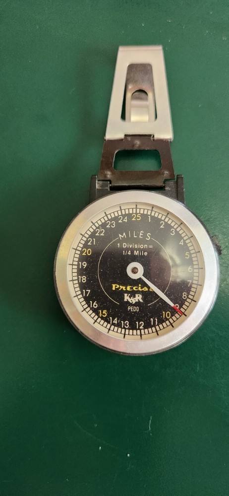 K&R PRECISE Pedo Vintage Pedometer Motion Activated Step Tracker