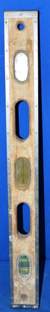 Crick Tool 24 In. Level With Green Vials