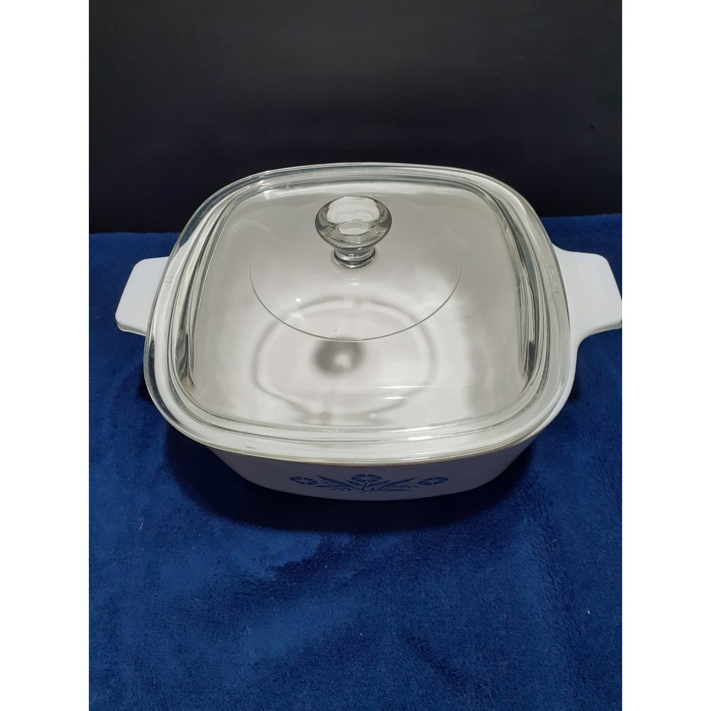 Corning Ware Cornflower Casserole Dish with Lid 1 1/2 Quart