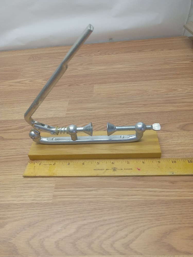 Vintage Lee ASTRO Nut Cracker With Picks