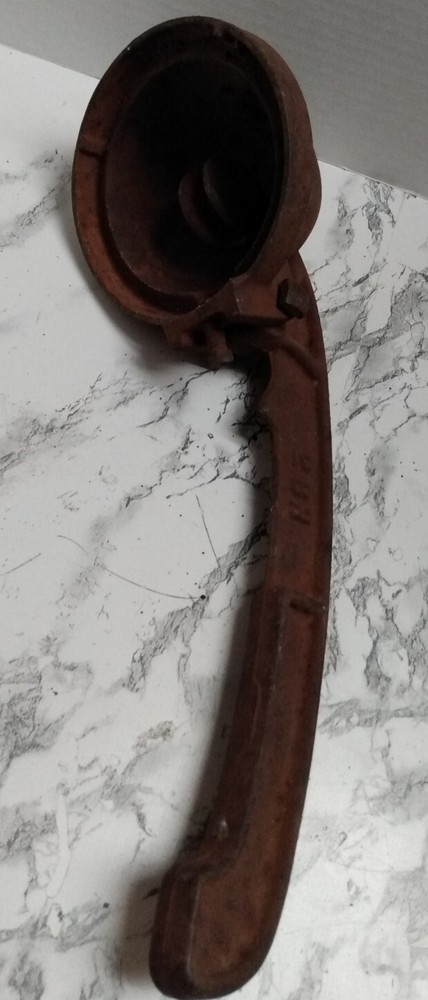 Vintage 2BH Pump Handle