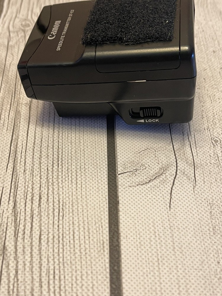 Canon ST-E2 Speedlite Transmitter - Good Condition