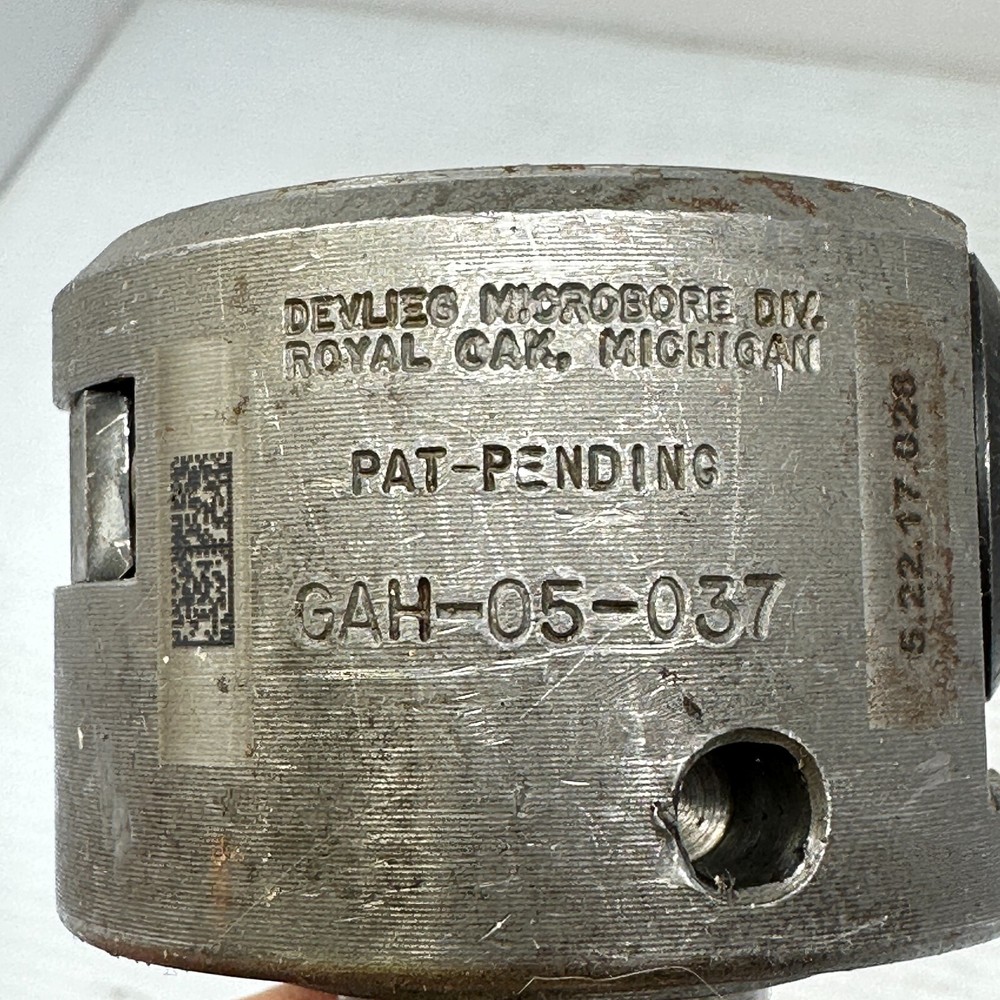 Devlieg Microbore GAH-05-037 Adjustable Boring Head for 3/8" Bar 1" Shank