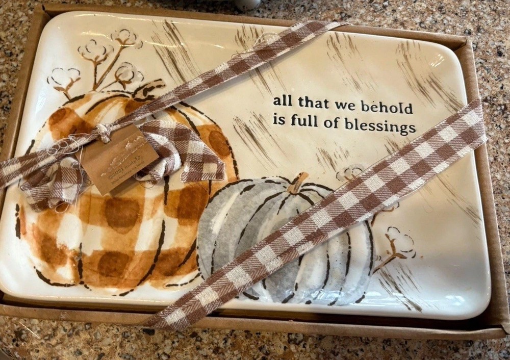 Mud Pie Small Harvest Pumpkin Platter.