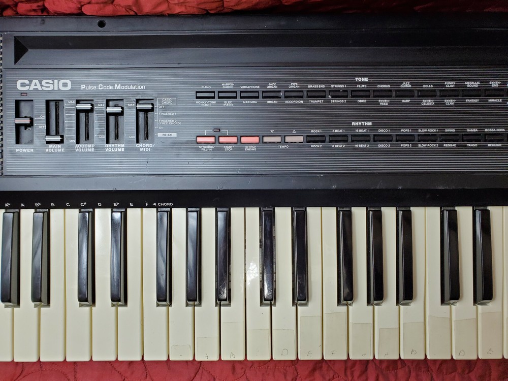 Vintage Casio Casiotone CT-640 Pulse Code Modulation Keyboard MIDI 465 Tone Bank
