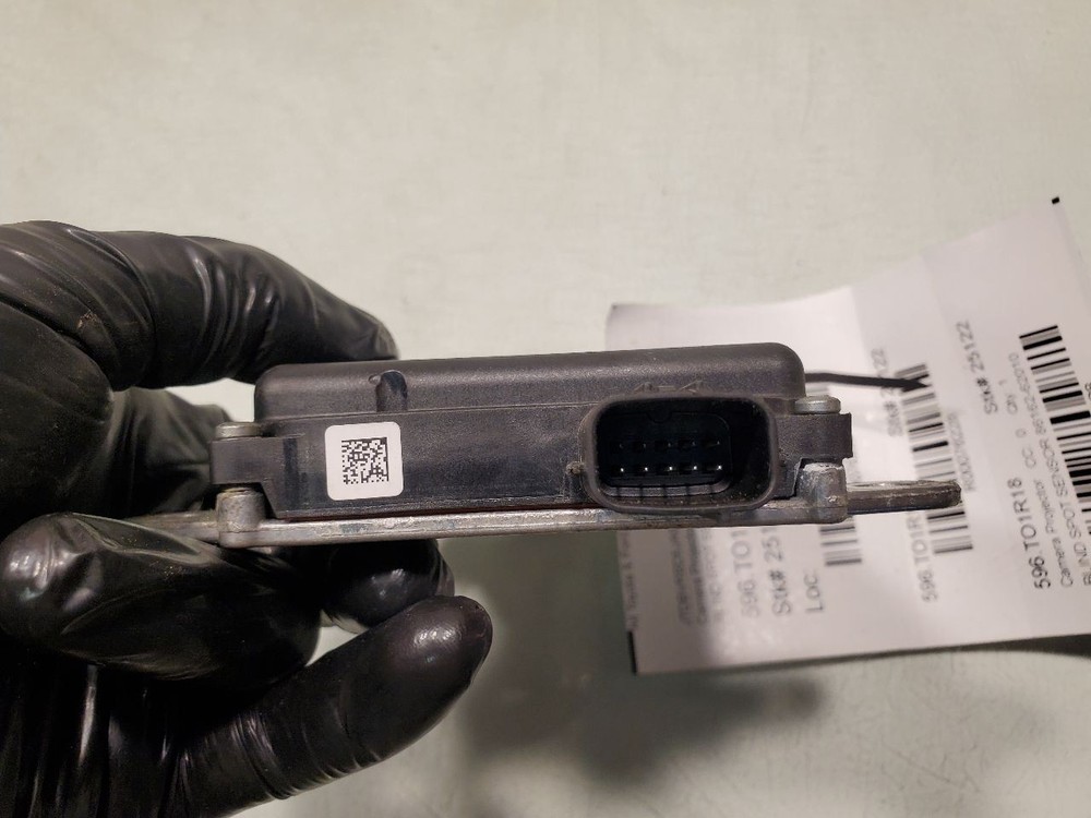 MIRAI 2018 BLIND SPOT SENSOR 86162-62010