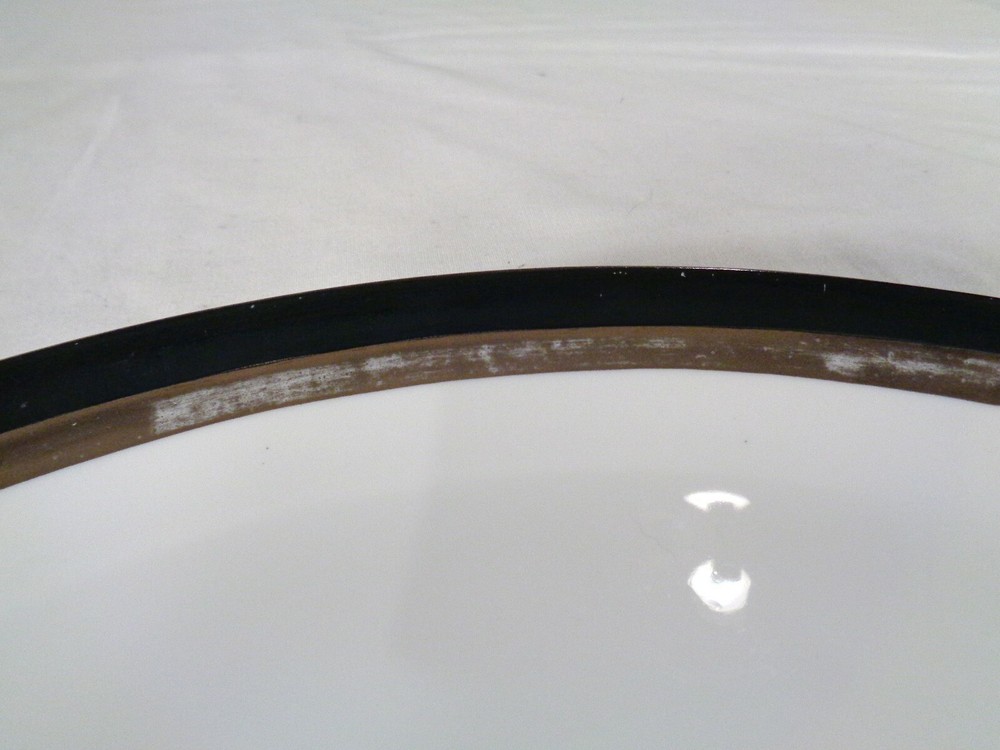 Meito Fine China "Duchess" 12" Oval Platter