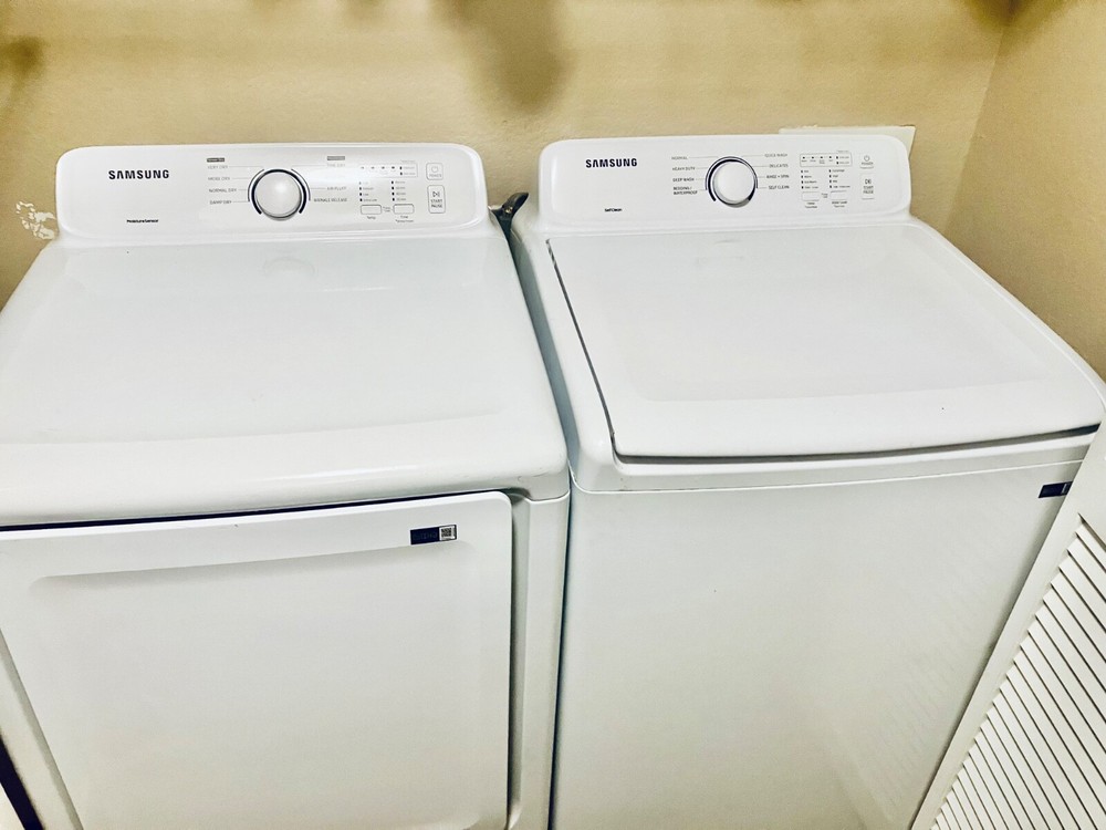 Samsung Front Load Washer/Electric Dryer