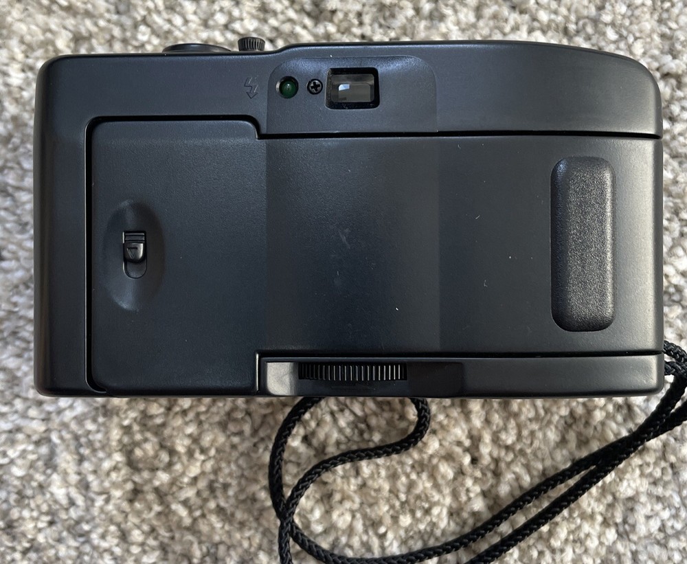 Vivitar T200 35mm Point and Shoot Camera