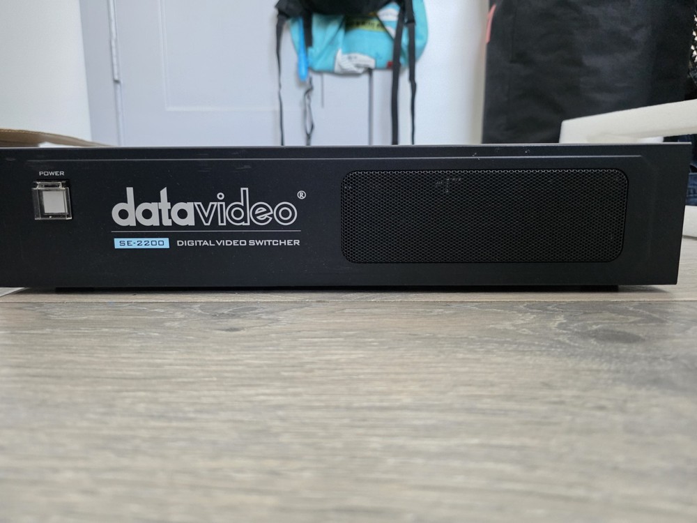 Datavideo SE-2200 Digital Video Switcher with Control Panel