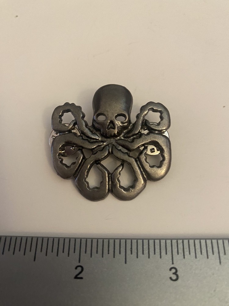 Captain America Lapel Pin P19